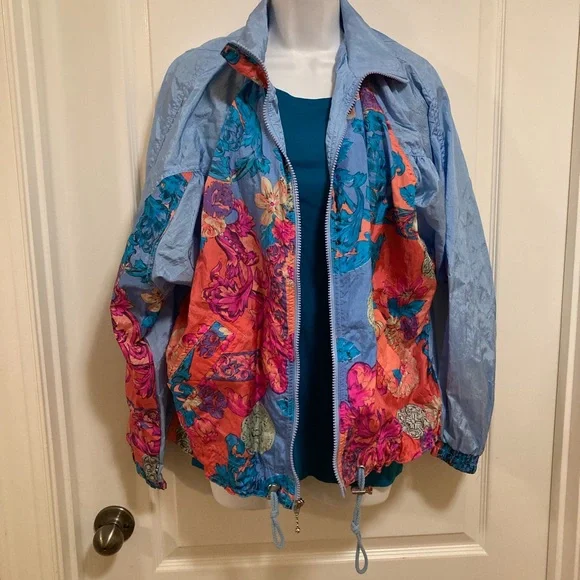 🛍️3/$12 Vintage Athletic Works windbreaker - Picture 2 of 11